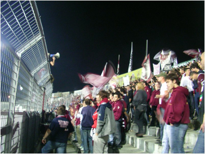 Arezzo - Cesena  30.10.2004 027